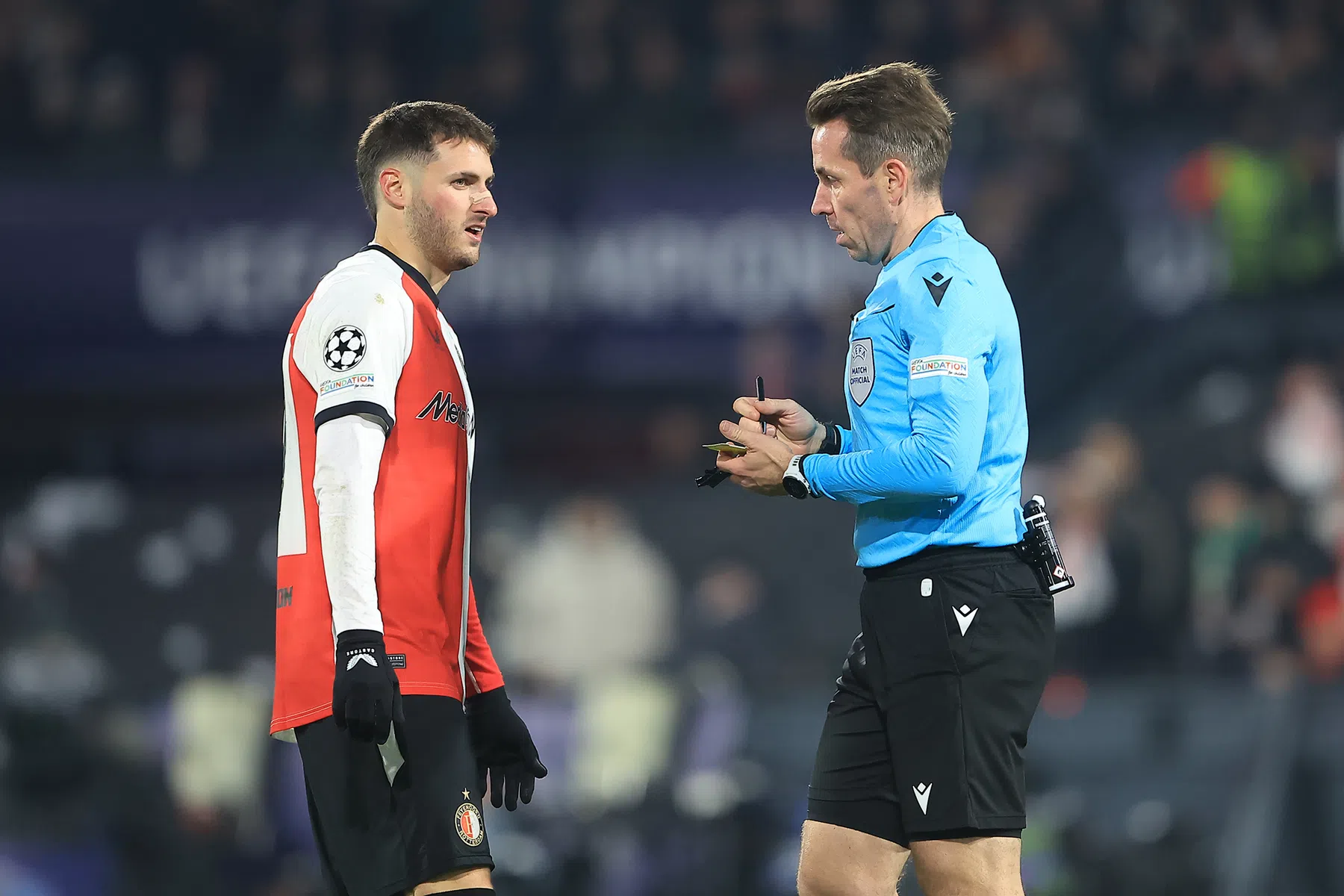 Duitser Stieler fluit AZ – Slovan Bratislava in Conference League | VoetbalNieuws