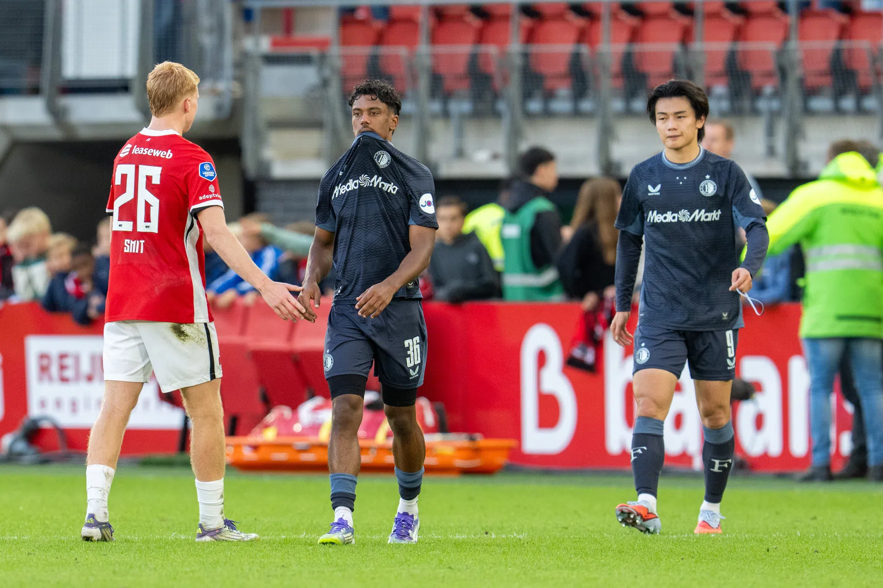 Rode kaart voor Slory bij Feyenoord Onder-21 | VoetbalNieuws