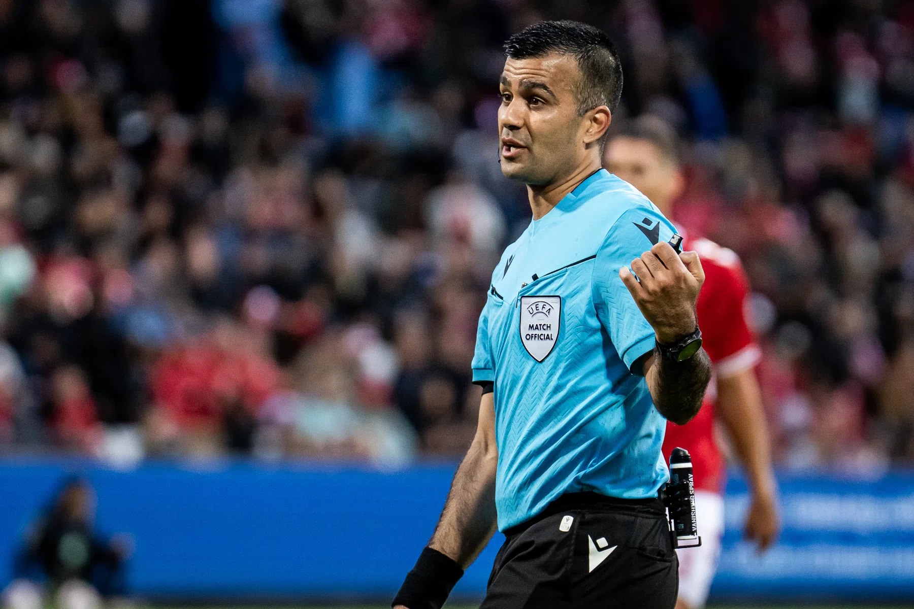 Rohit Saggi fluit Freiburg – FC Utrecht in Europa League | VoetbalNieuws