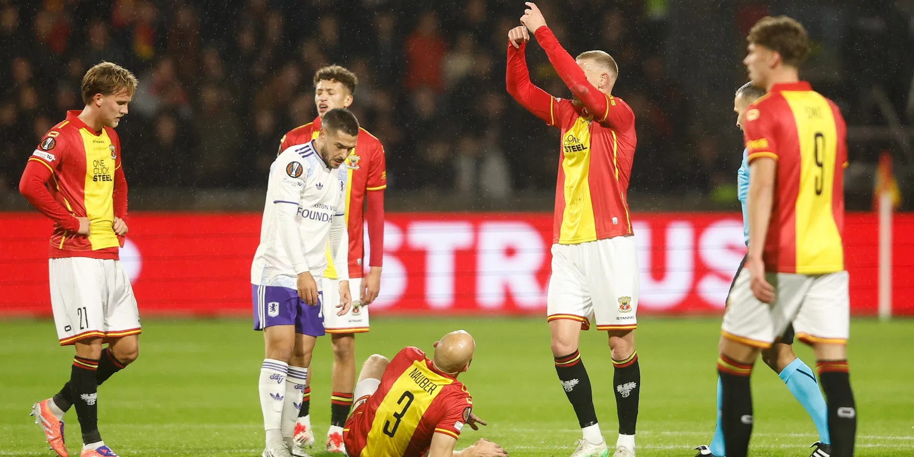 Domper voor Go Ahead Eagles na droomavond: sterkhouder lange tijd uitgeschakeld