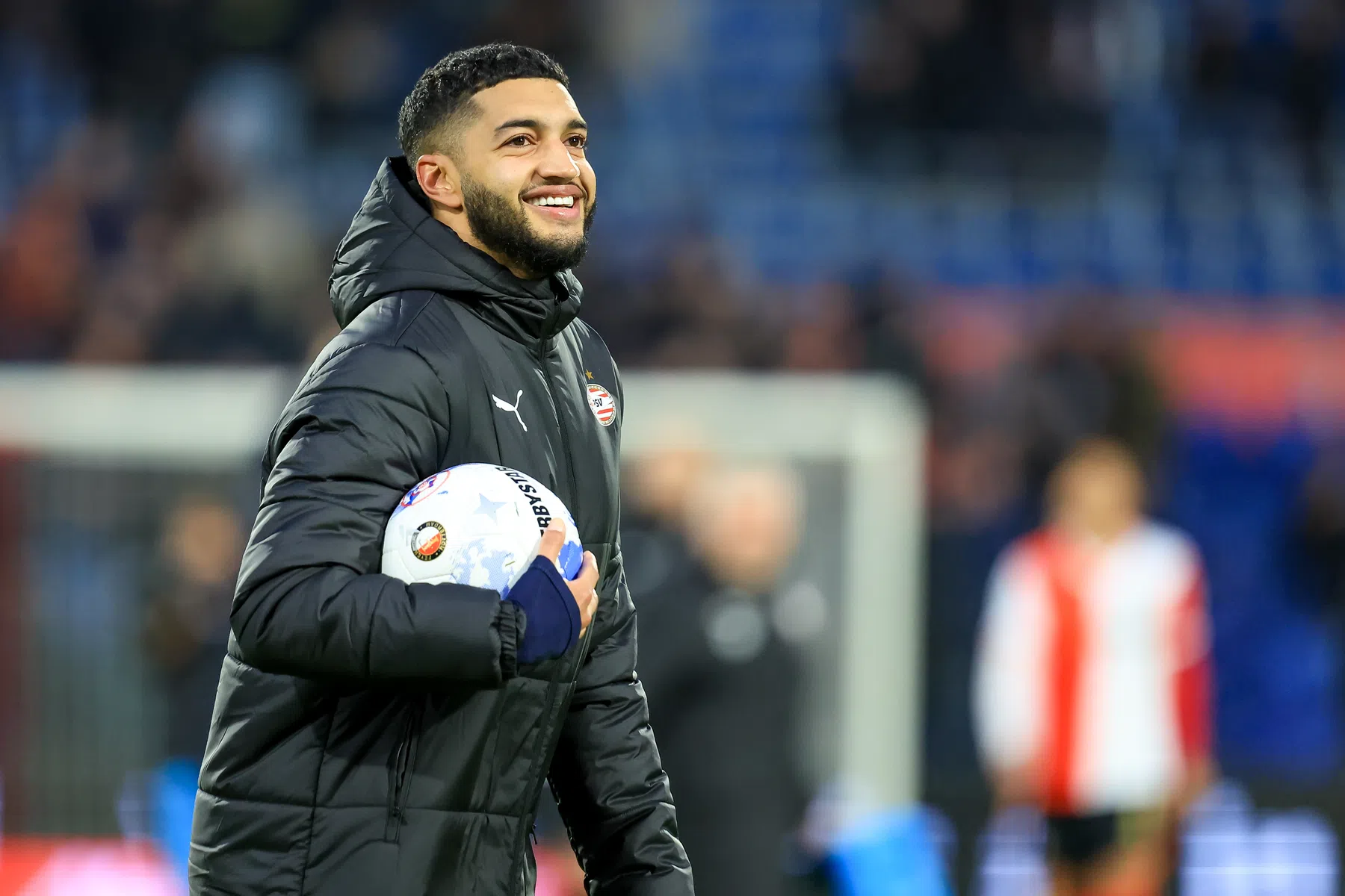 Saibari schittert met hattrick voor PSV tegen Feyenoord | VoetbalNieuws