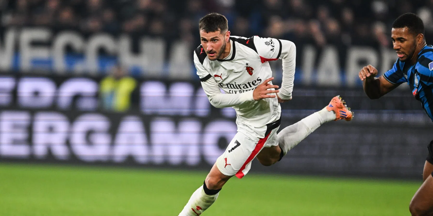 'Gimenez heeft tot winterstop om Milan te overtuigen, bestuur denkt aan vertrek'