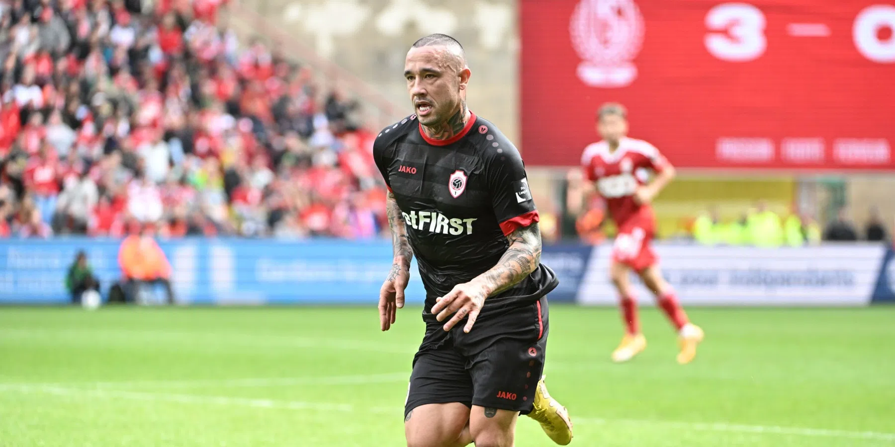 'Nainggolan verdacht van witwassen drugsgeld, voetballer riskeert vijf jaar cel'