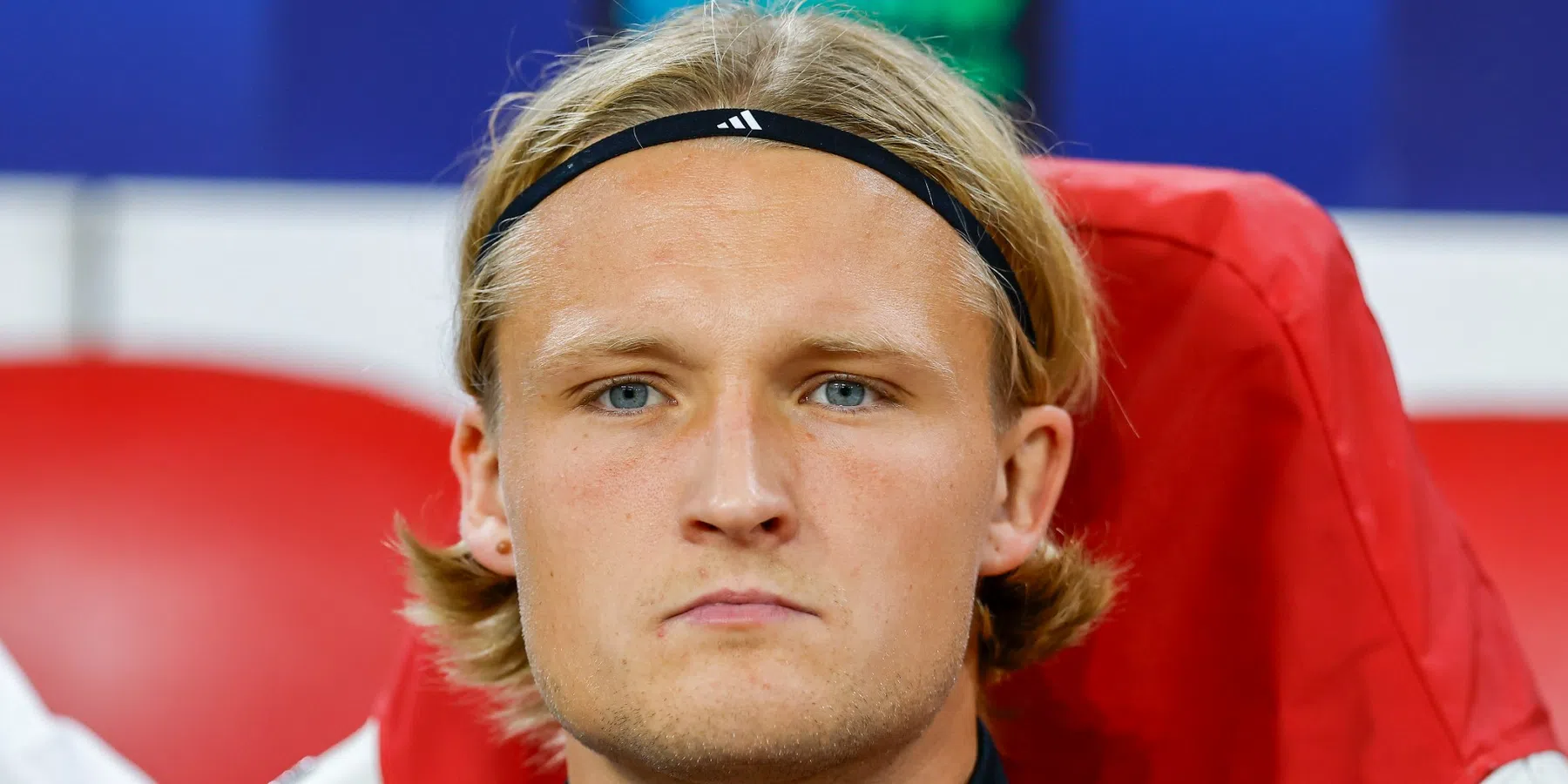 Dolberg keert terug op training Ajax | VoetbalNieuws