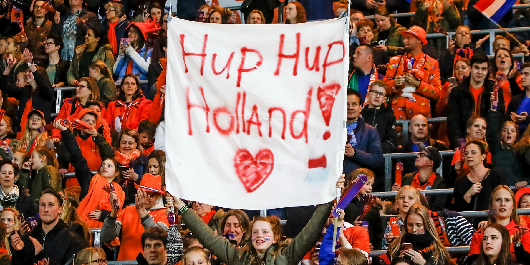 Volgende stunt Oranje Vrouwen onder 17: zo kijk je live naar de WK-finale