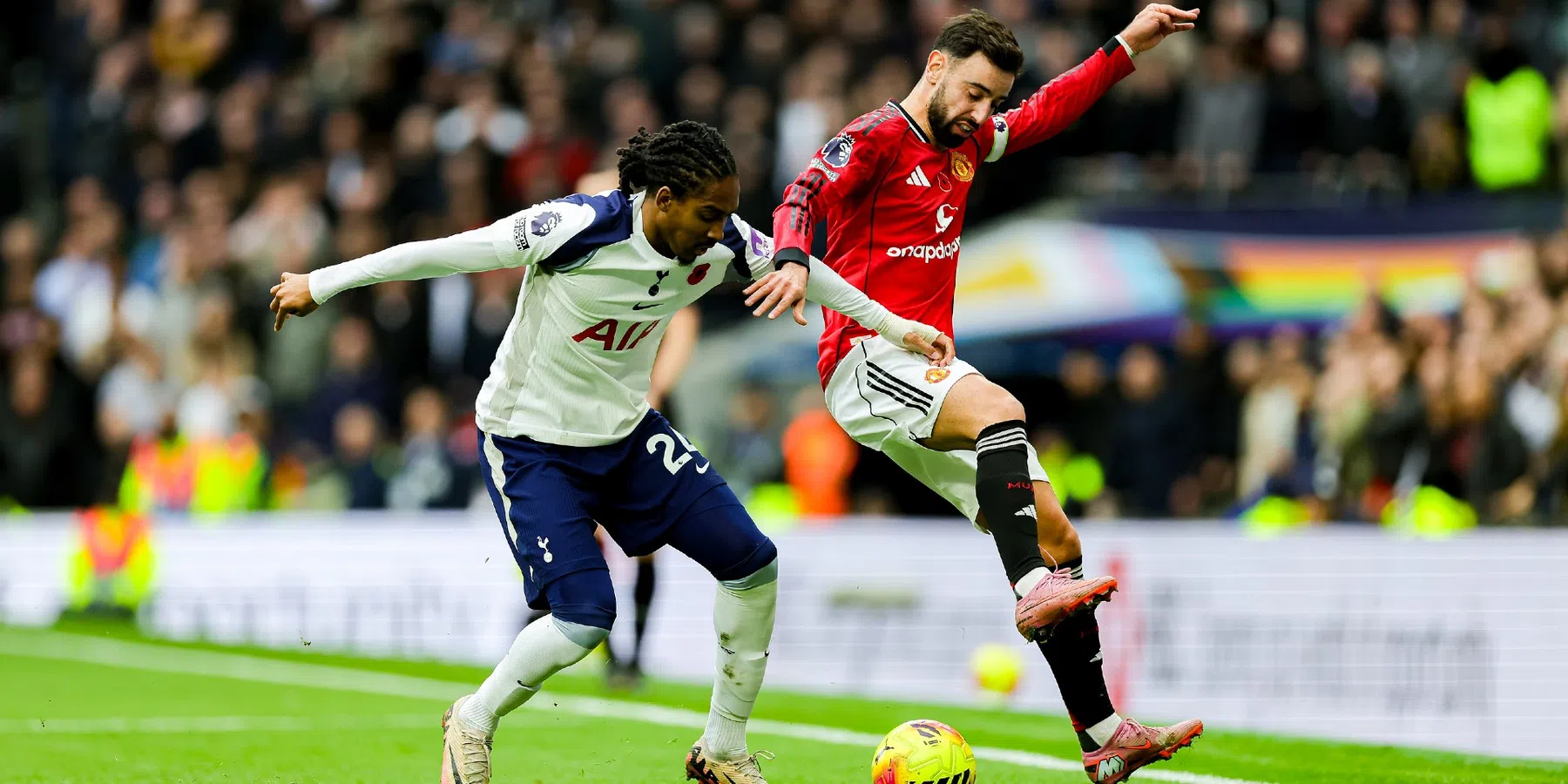 Manchester United en Tottenham delen de punten na spectaculaire slotfase