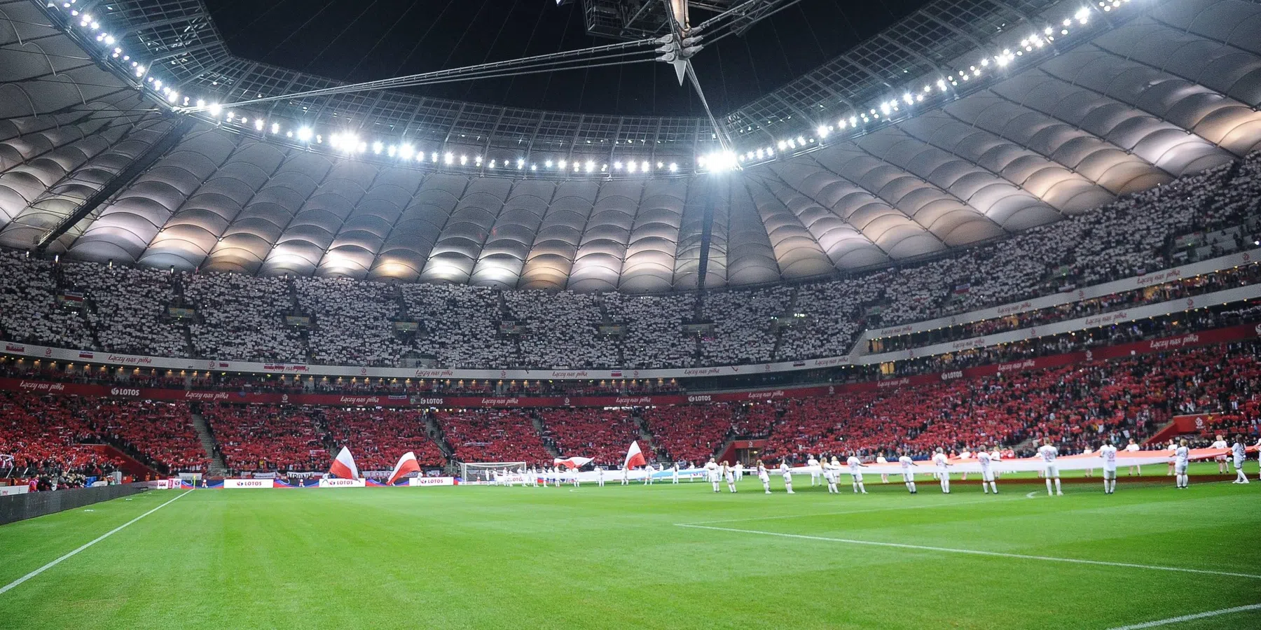 Dit stadion is vrijdag het decor van Polen - Nederland in de WK-Kwalificatie 