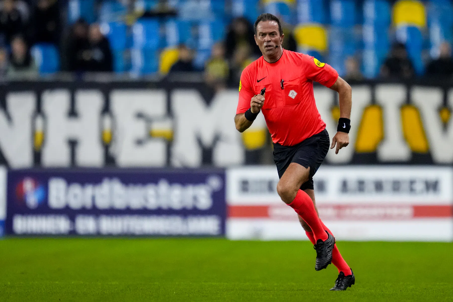 Dit zijn de scheidsrechters voor speelronde 13 Eredivisie | VoetbalNieuws