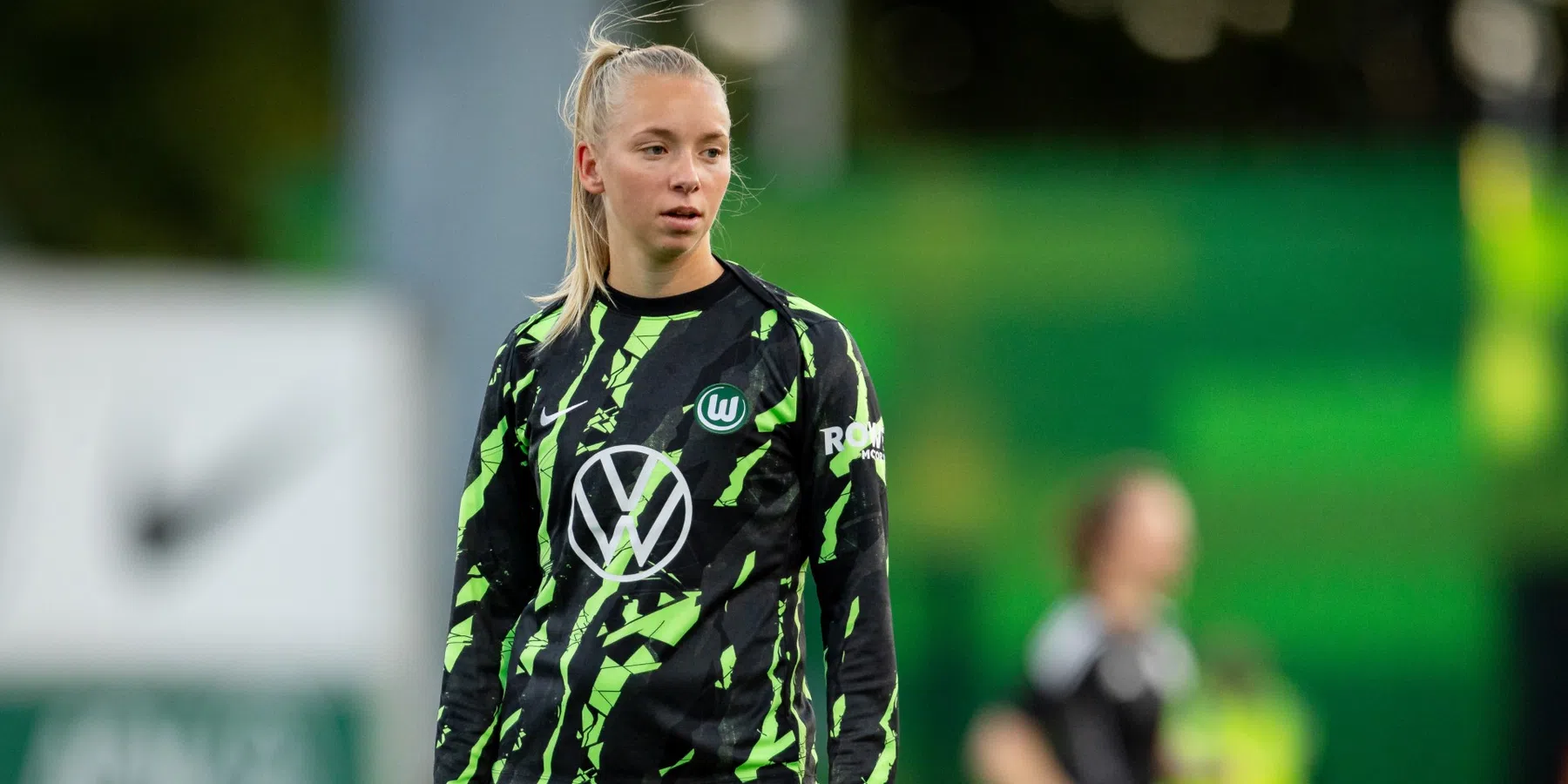Oranje Leeuwinnen Peddemors en Beerensteyn scoren voor Wolfsburg | VoetbalNieuws
