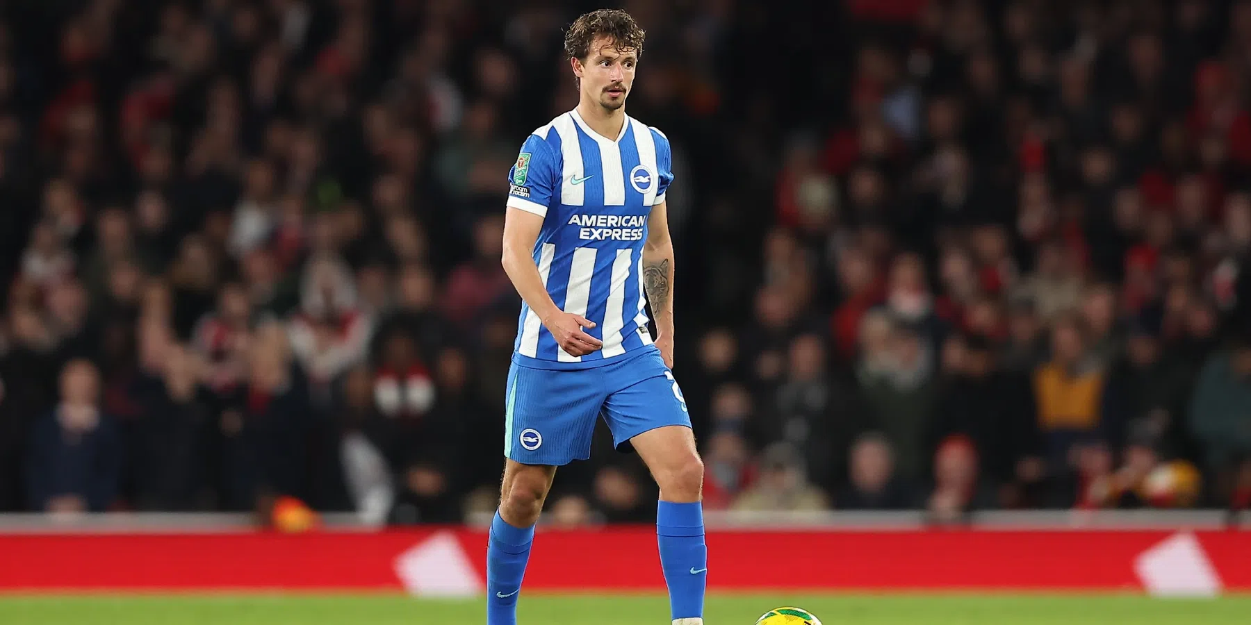 Oosterwolde mogelijk weg bij Fenerbahçe, Boscagli genoemd (VN)