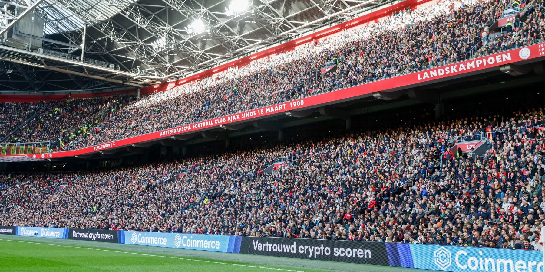 Ajax neemt drastische maatregel: F-side blijft leeg tijdens Klassieker 