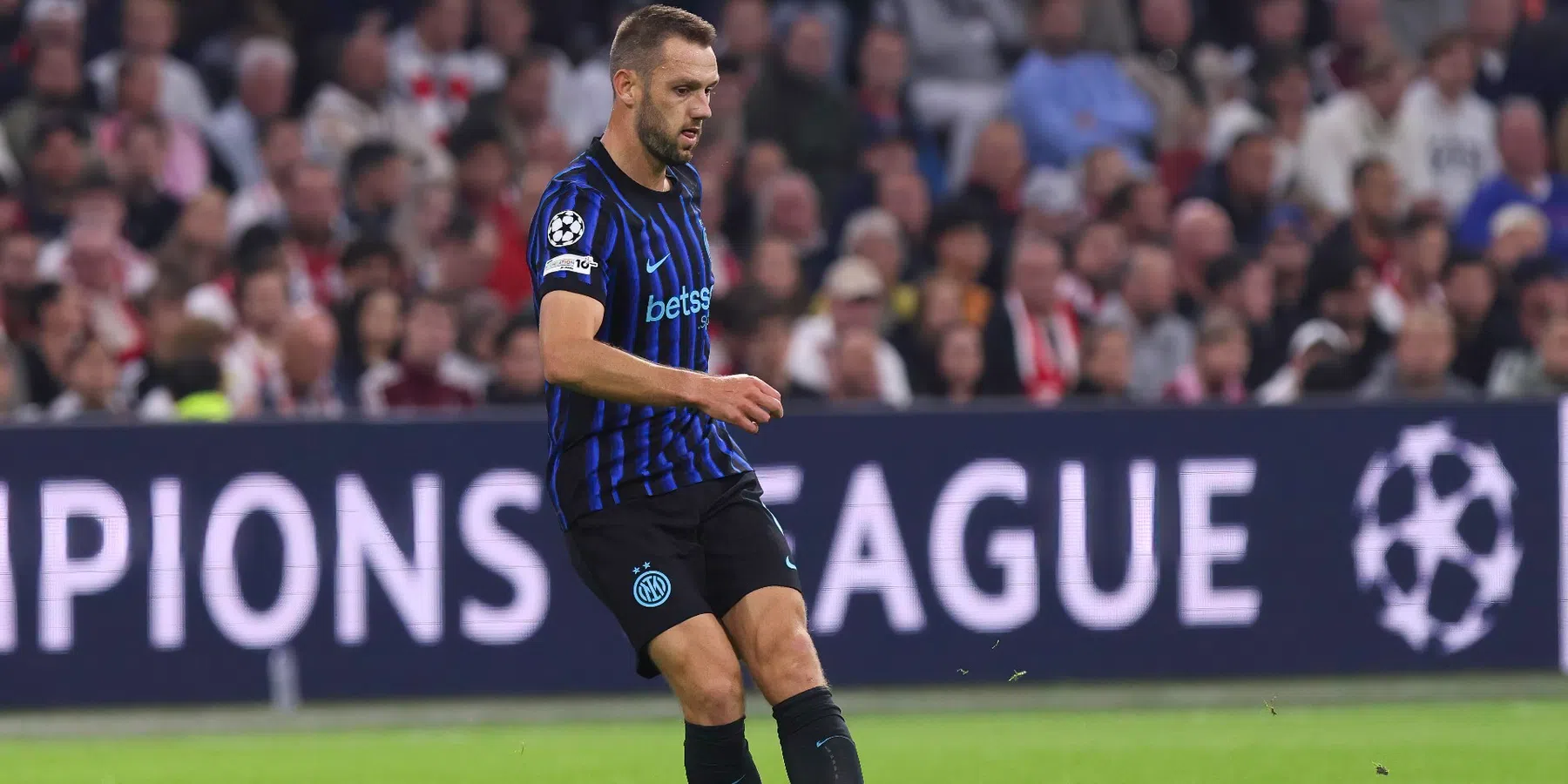 'De Vrij in beeld bij Premier League-club: speeltijd cruciaal voor WK-selectie'