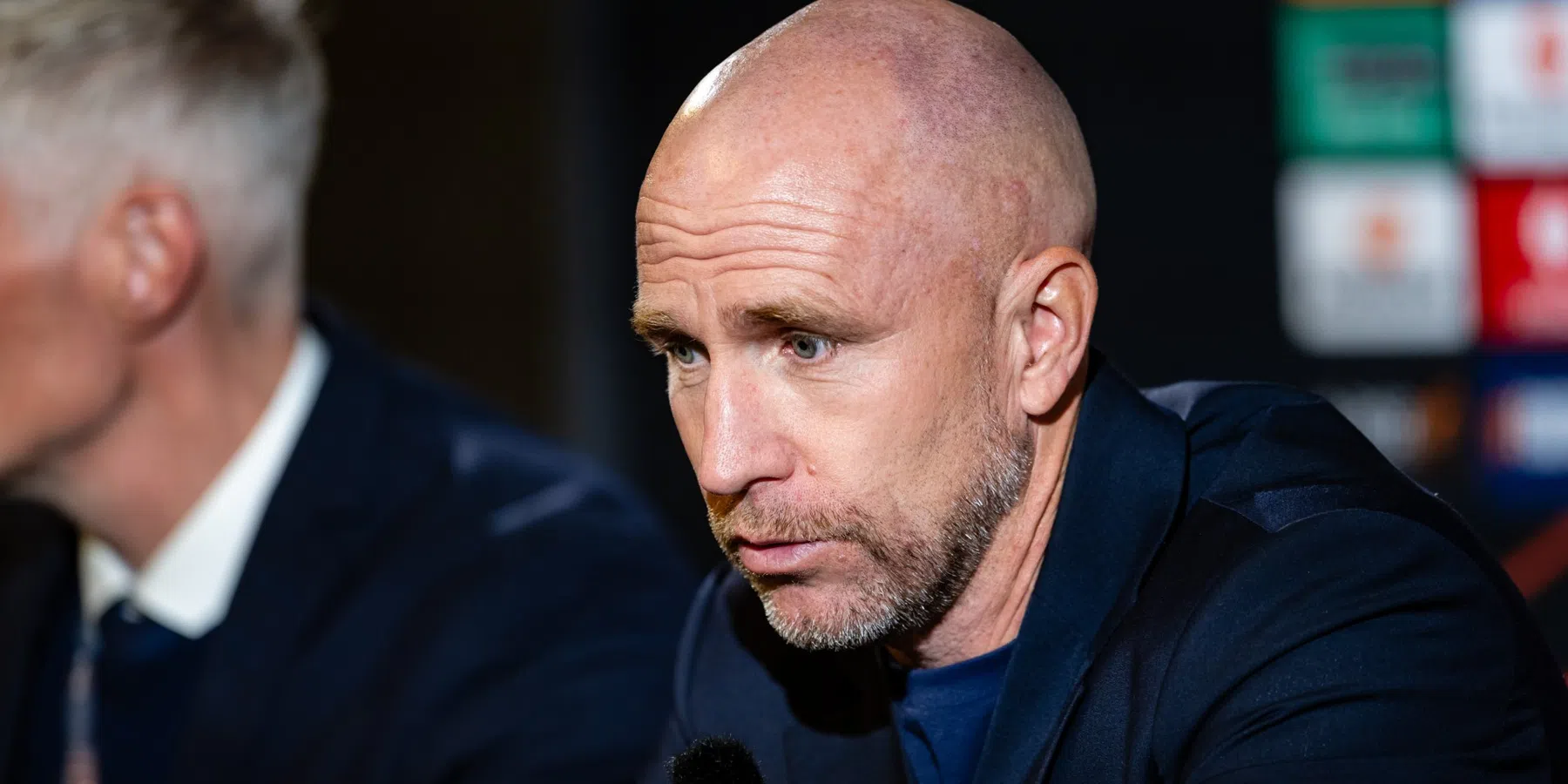 'Ajax denkt aan clubloze Zweedse trainer om Heitinga op te volgen'