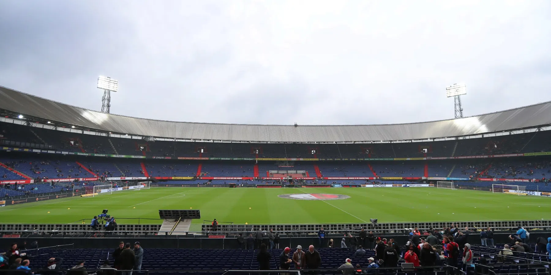 Oud-Feyenoord-voorzitter Carlo de Swart overleden | VoetbalNieuws