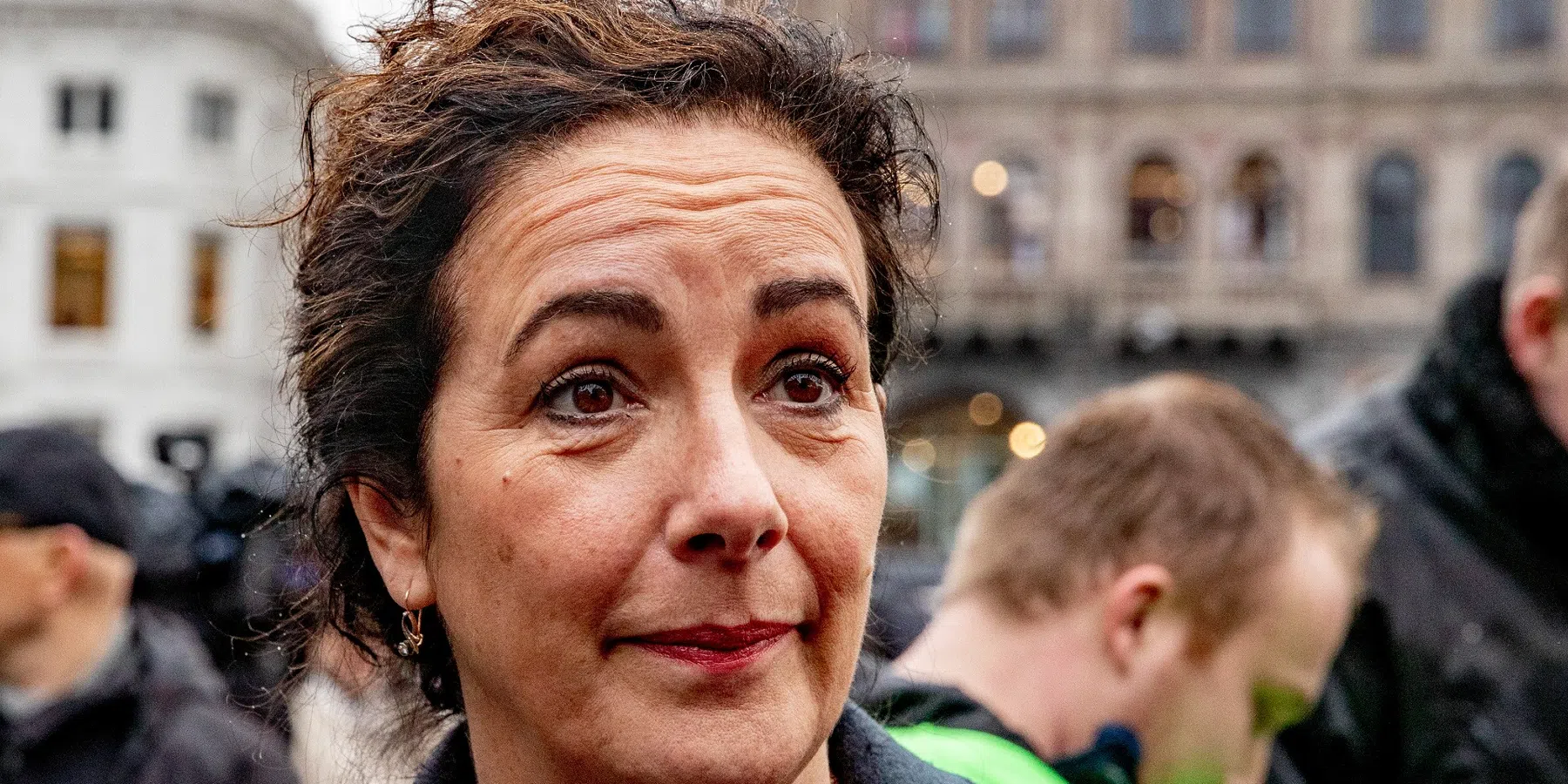 Halsema eist onderzoek naar vuurwerkschandaal Ajax | VoetbalNieuws