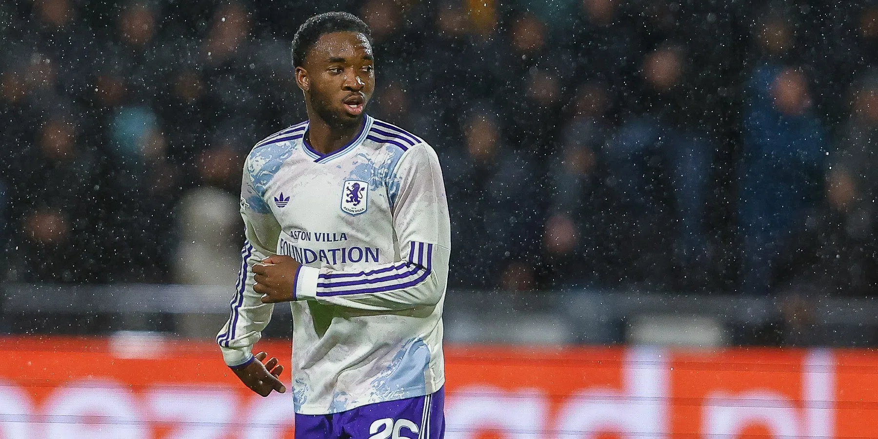 Brighton wil Lamare Bogarde halen van Aston Villa | VoetbalNieuws