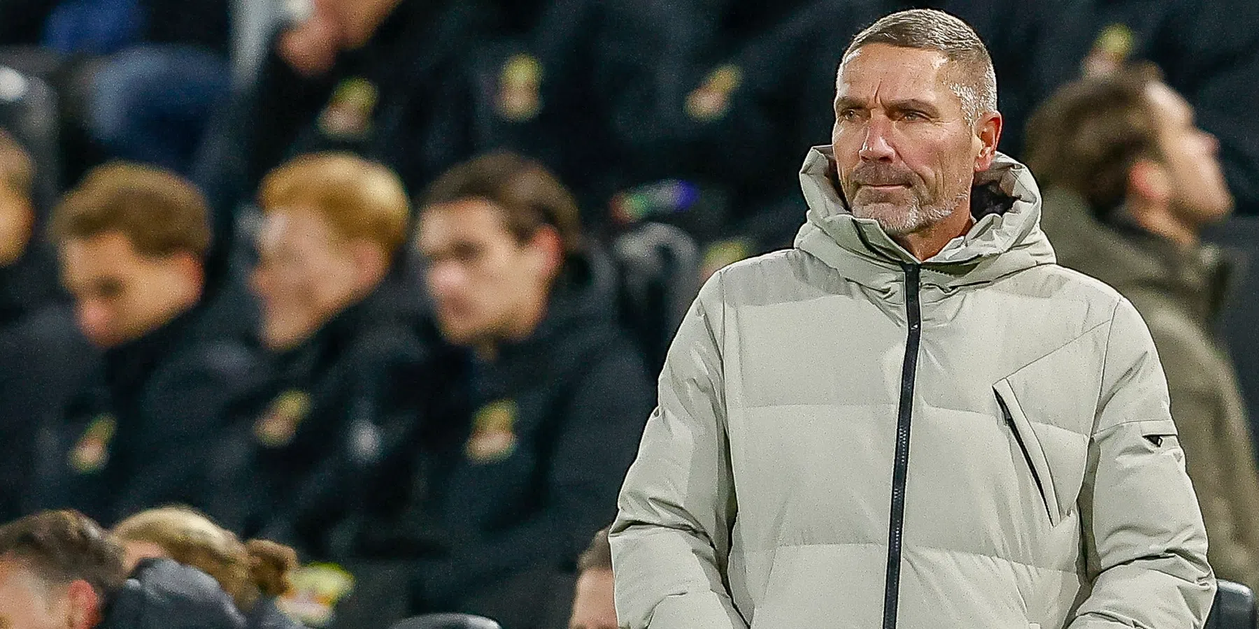 Krüzen coach van de maand Eredivisie | VoetbalNieuws