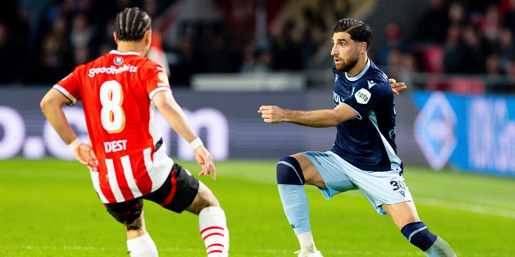 PSV op bezoek bij Heerenveen: altijd lastig? | VoetbalNieuws