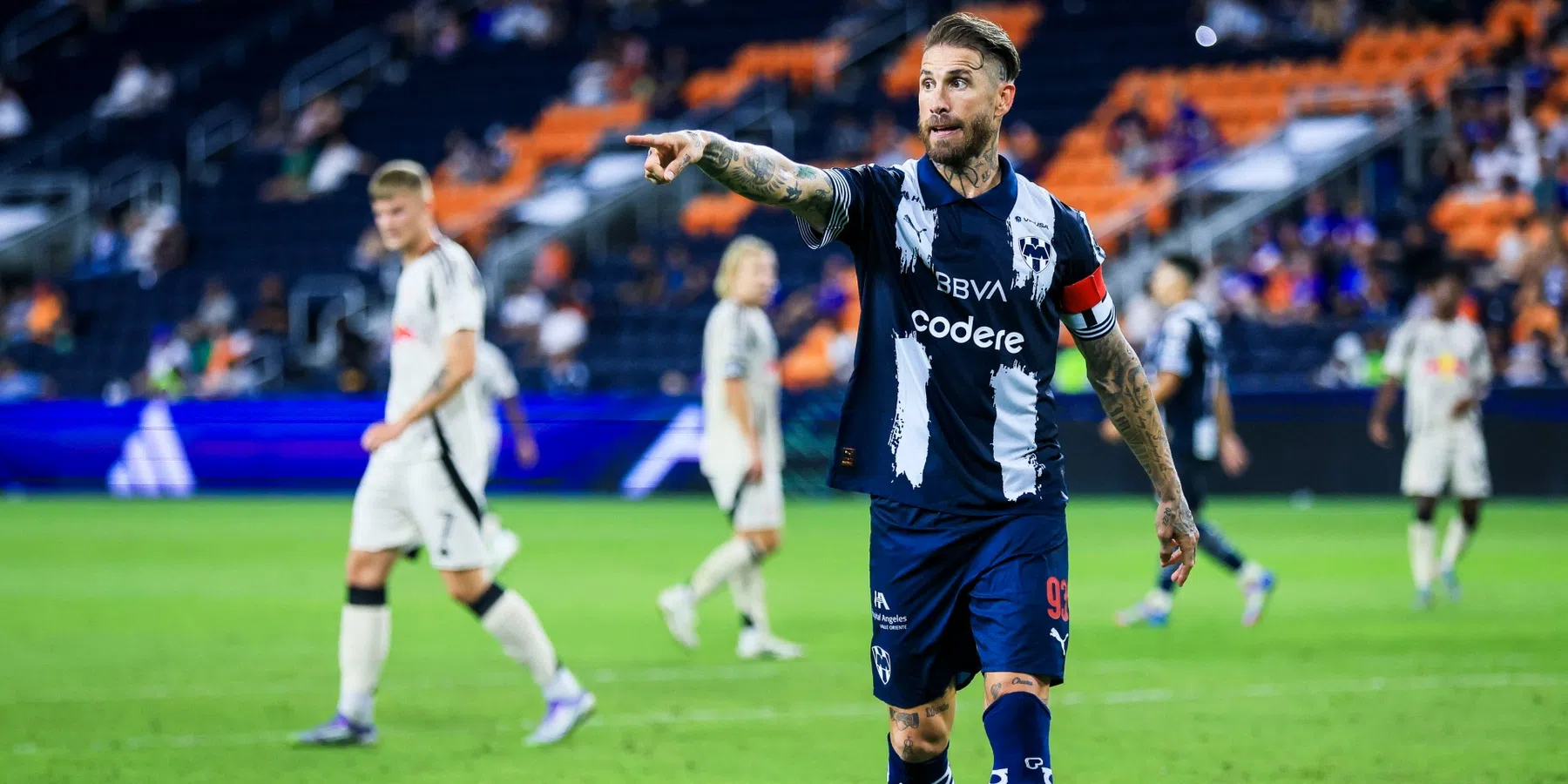 Sergio Ramos biedt zich aan bij AC Milan | VoetbalNieuws