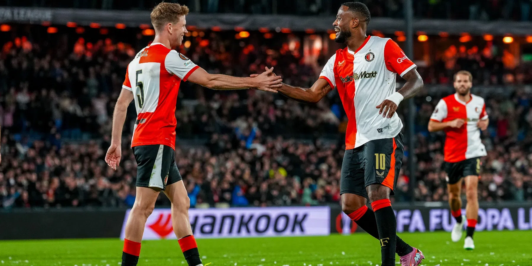 Waar en hoe laat wordt FCSB - Feyenoord in de Europa League uitgezonden?