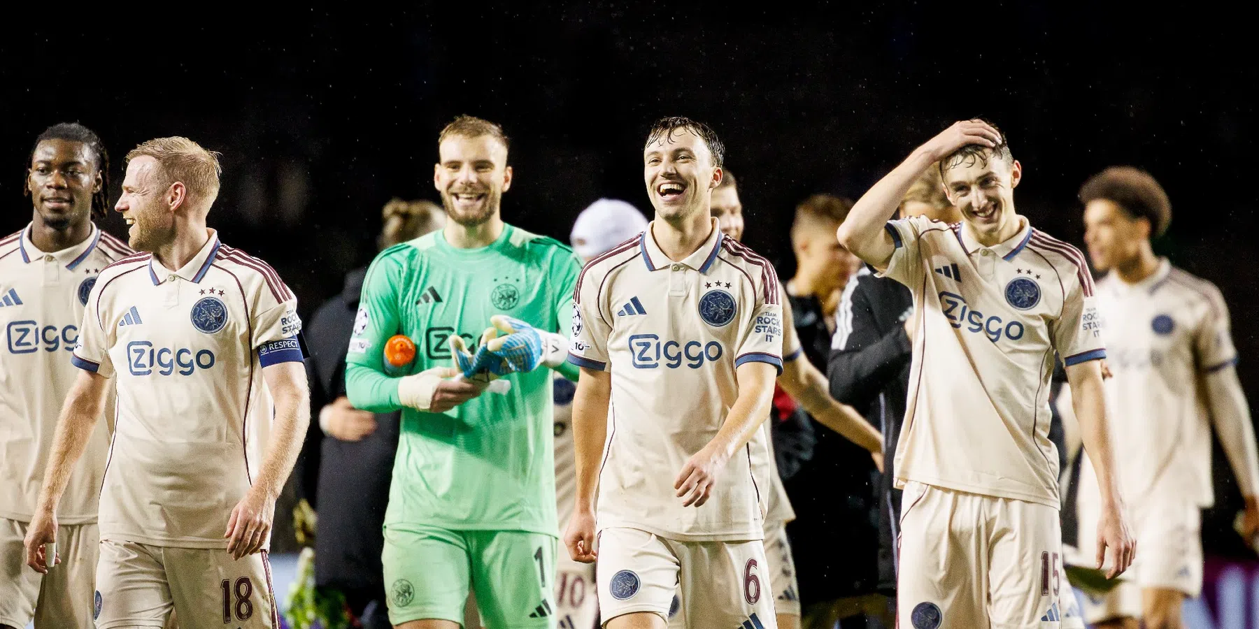 Ajax boekt eerste CL-zege onder Grim: 'Contouren van het luchtbed weer zichtbaar'