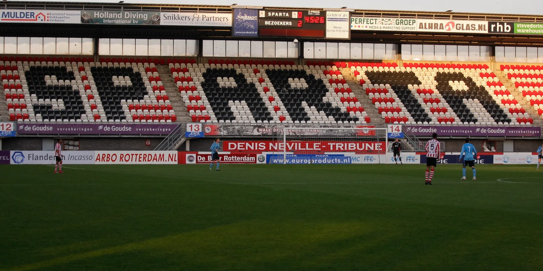 Waarom het duel Excelsior Maassluis - Ajax in een halfleeg Kasteel wordt gespeeld