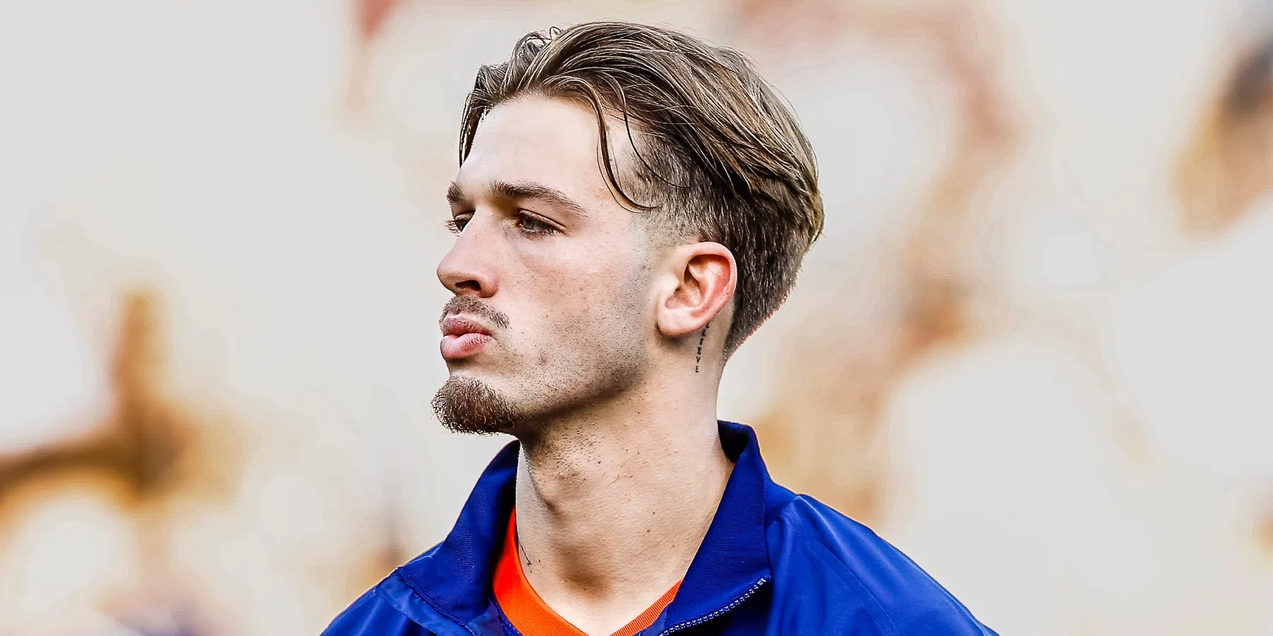 Domper voor Feyenoord na gelijkmaker: Valente moet vertrekken na tweede gele kaart