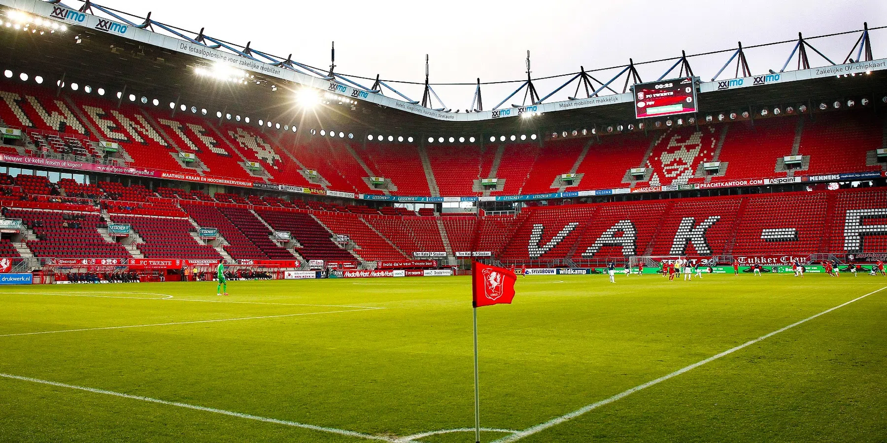 'FC Twente laat overbodige back vertrekken: meerdere ploegen hopen toe te slaan'