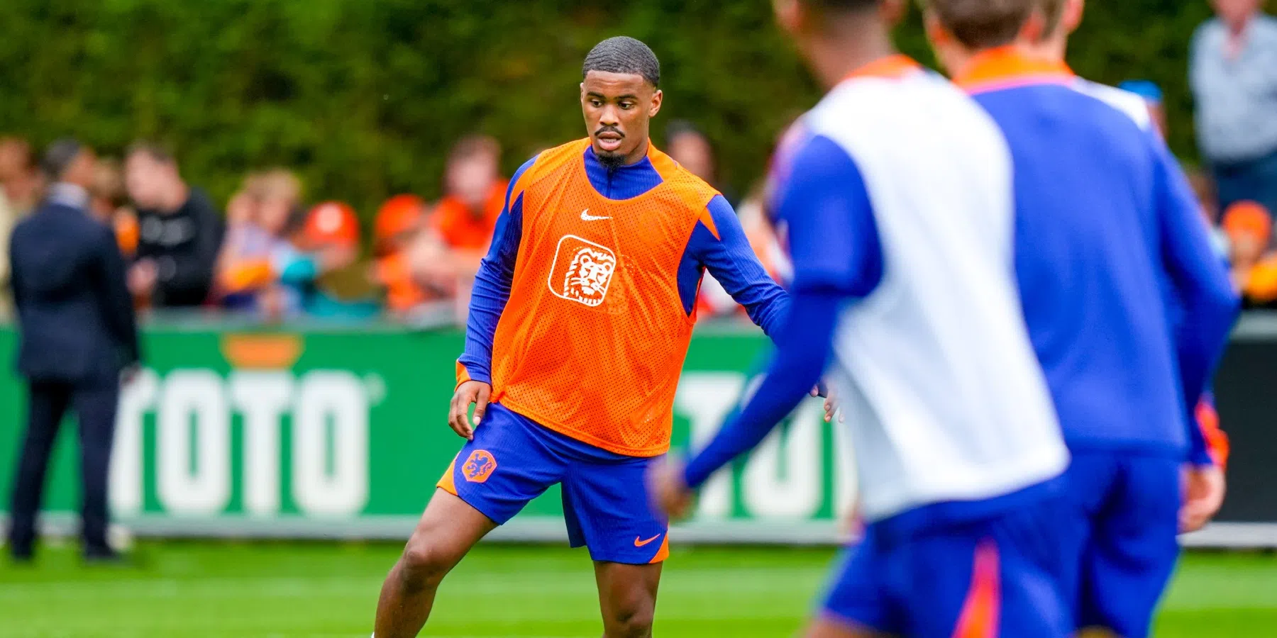 'Ajax wil Hato (19) terughalen in huurdeal, verdediger is nummer één prioriteit'