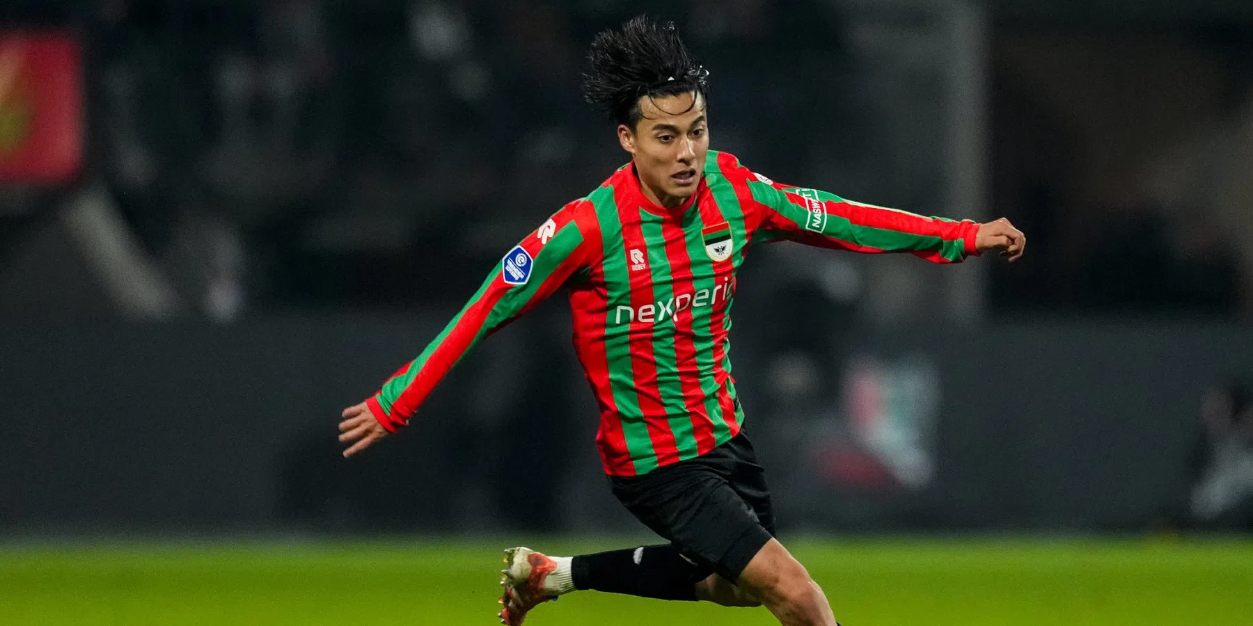 PSV en Feyenoord azen op Sano: dit bedrag verlangt NEC voor de Japanner