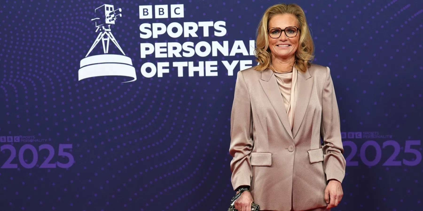 Wiegman benoemd tot Dame in Groot-Brittannië | VoetbalNieuws