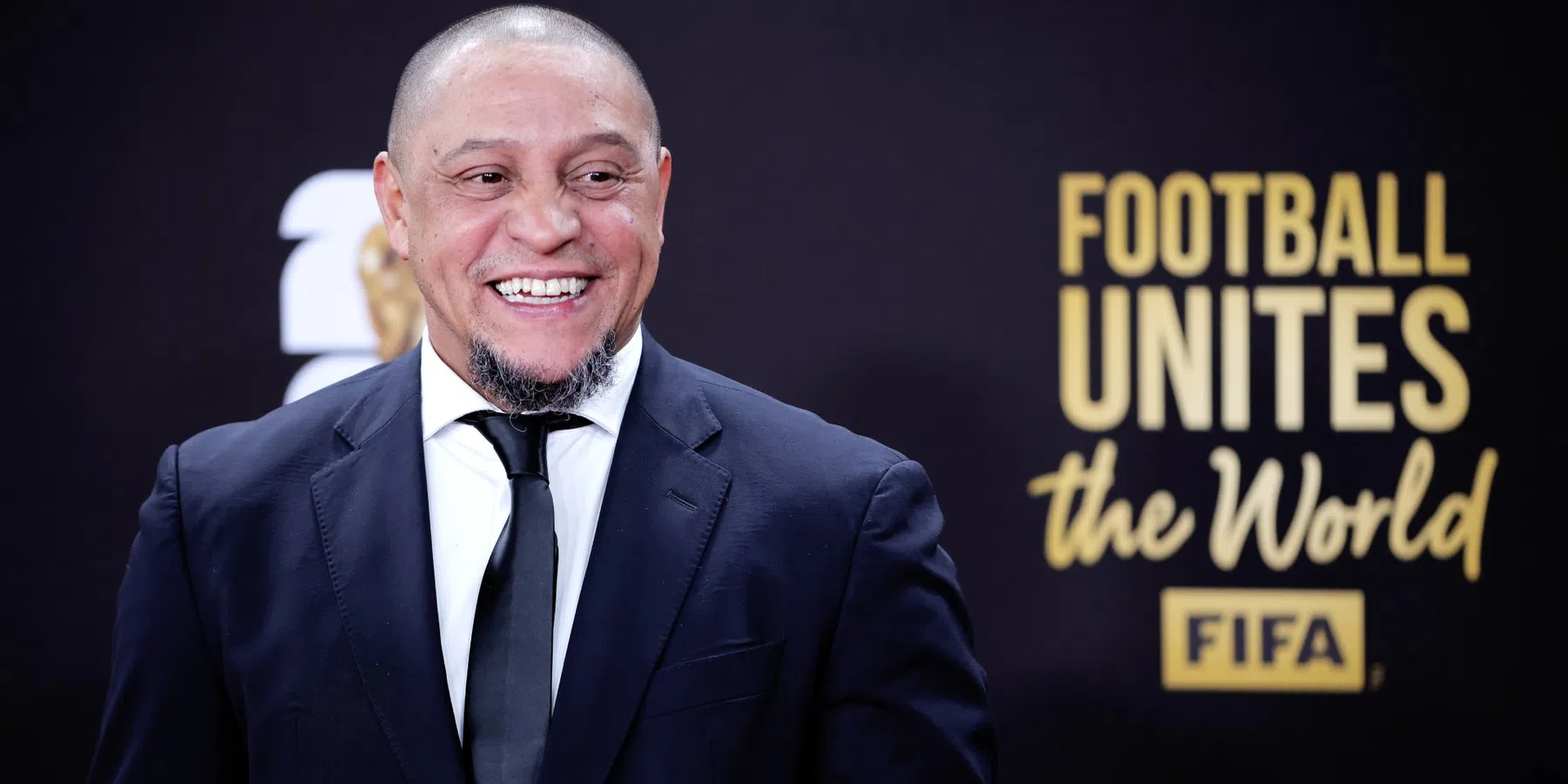 Roberto Carlos geeft medische-update na ziekenhuisopname: 'Geen hartaanval gehad'