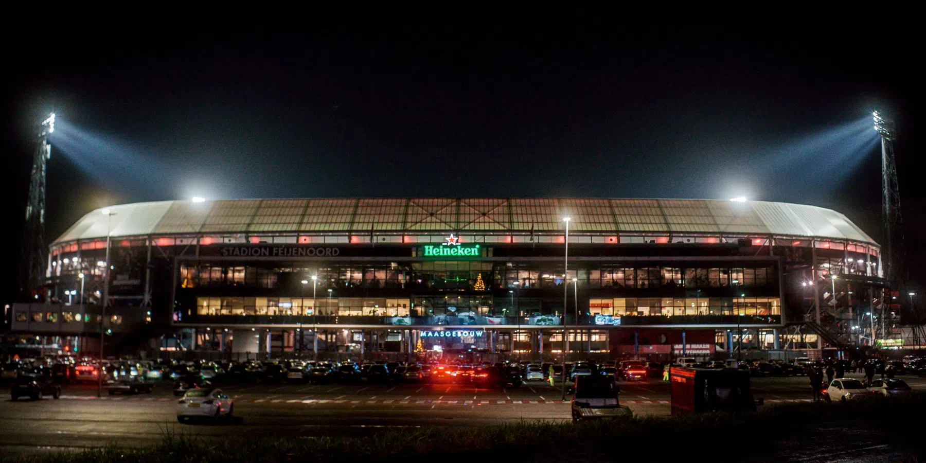 Feyenoord claimt gebied rond De Kuip: grootse plannen voor 'Feyenoord-XL'