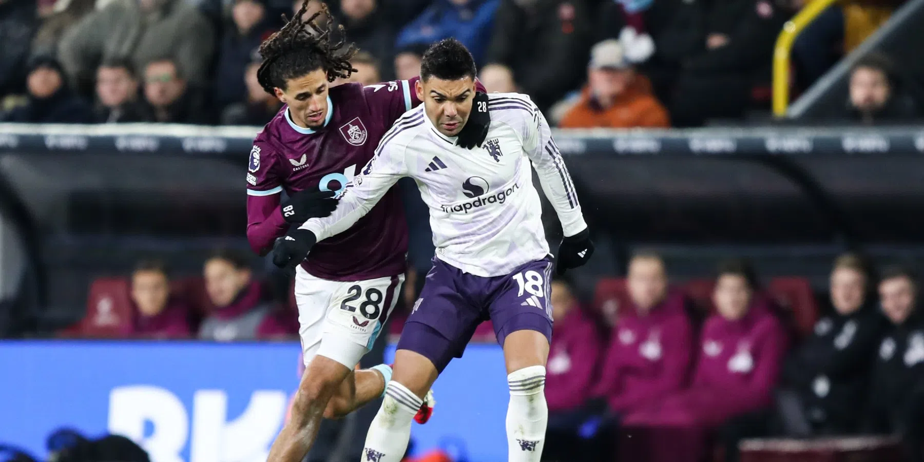 United blijft steken op 2-2 tegen Burnley na ontslag Amorim | VoetbalNieuws