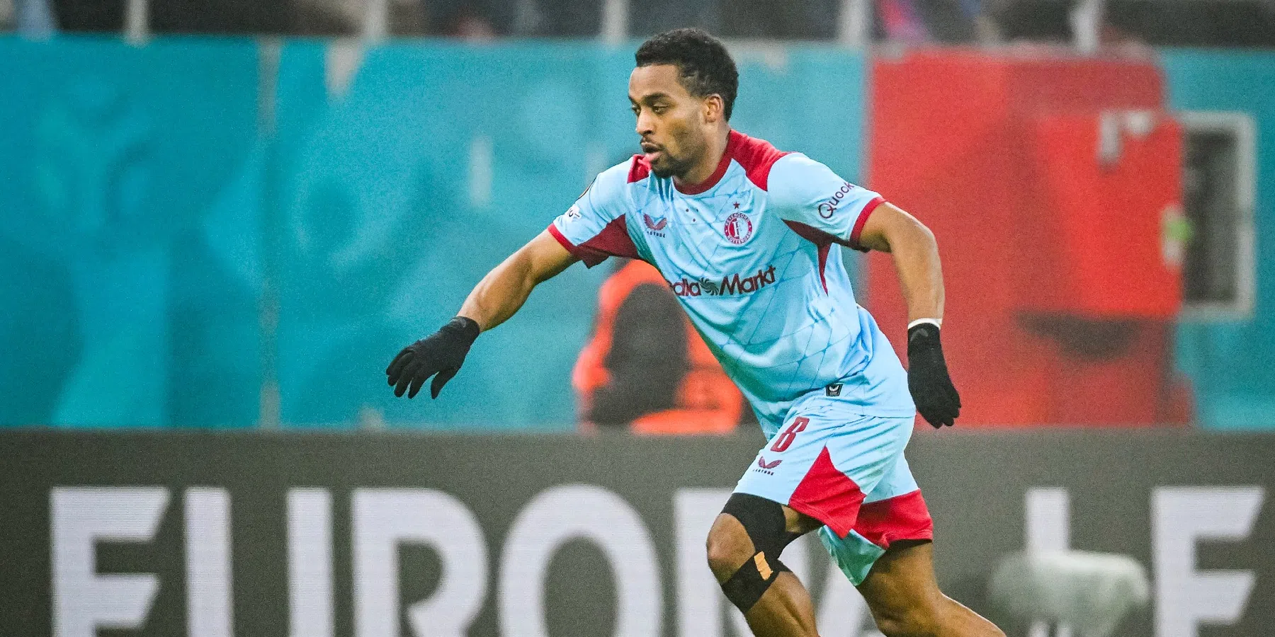 Lazio meldt zich voor Timber: winters vertrek bij Feyenoord mogelijk | VoetbalNieu