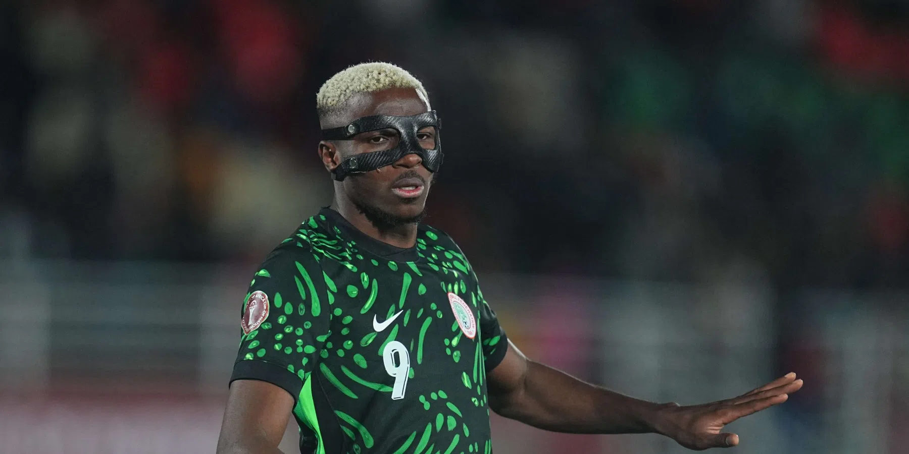 Veel sterker Nigeria verslaat Algerije en treft Marokko in halve finale Afrika cup