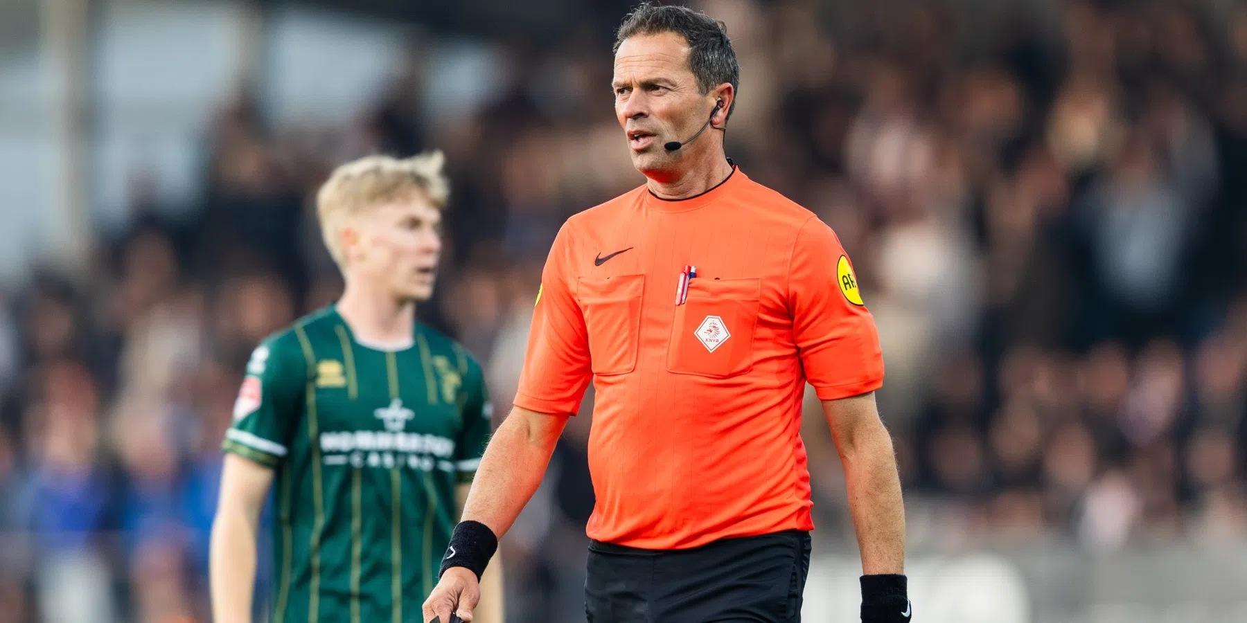 Deze scheidsrechter heeft de leiding over AZ -Ajax in de KNVB Beker