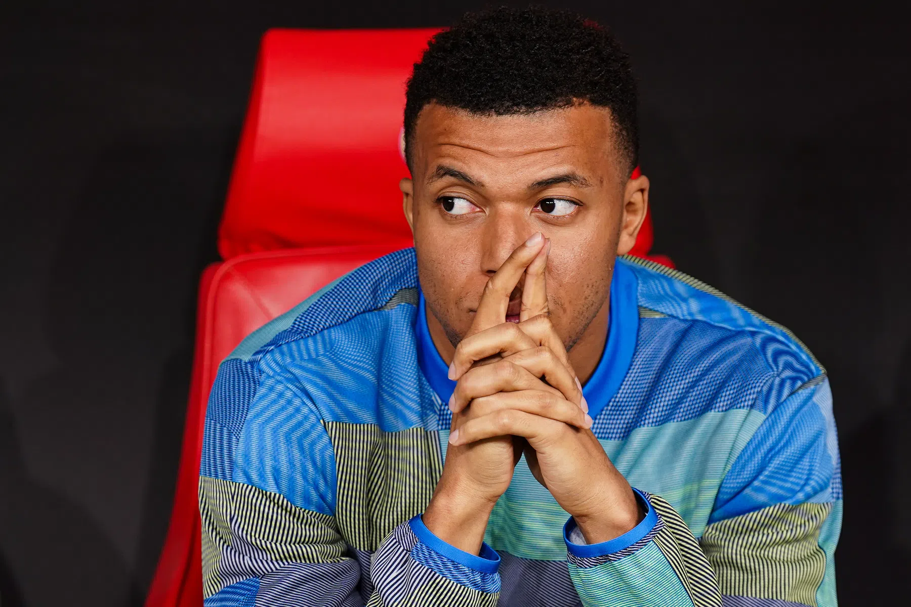 Mbappé voorkomt erehaag Barça: Laporta woest | VoetbalNieuws