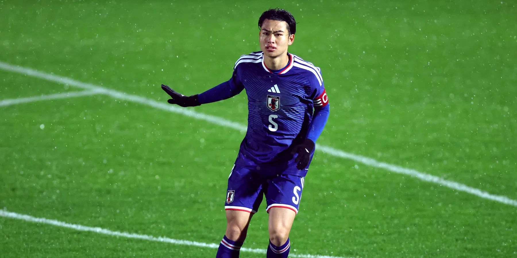 AZ doet officieel bod op Japanse verdediger Rion Ichihara | VoetbalNieuws