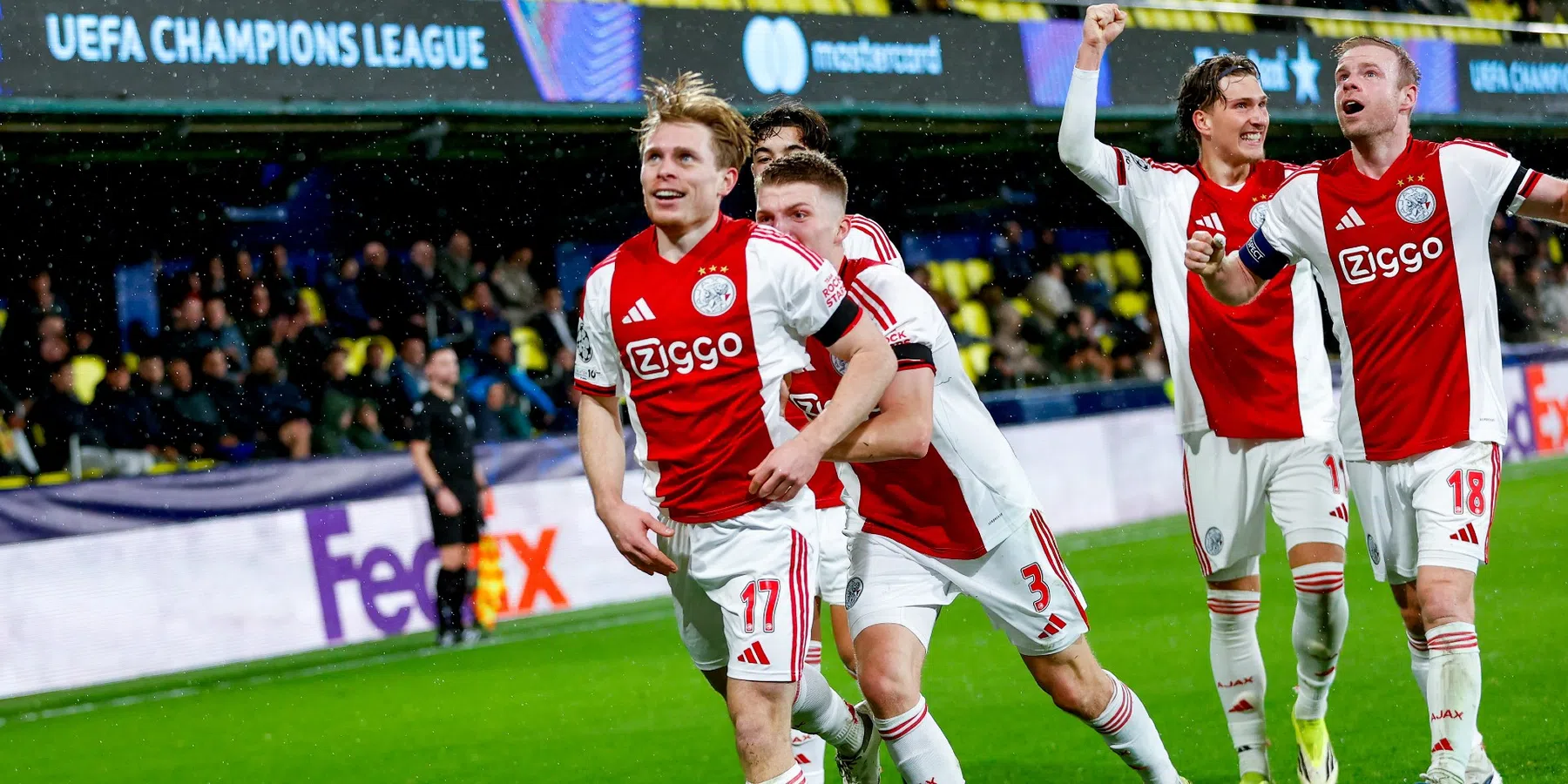 Kranten lyrisch na CL-zege: 'Ajax leeft weer', 'Jeugd verandert het spelbeeld'