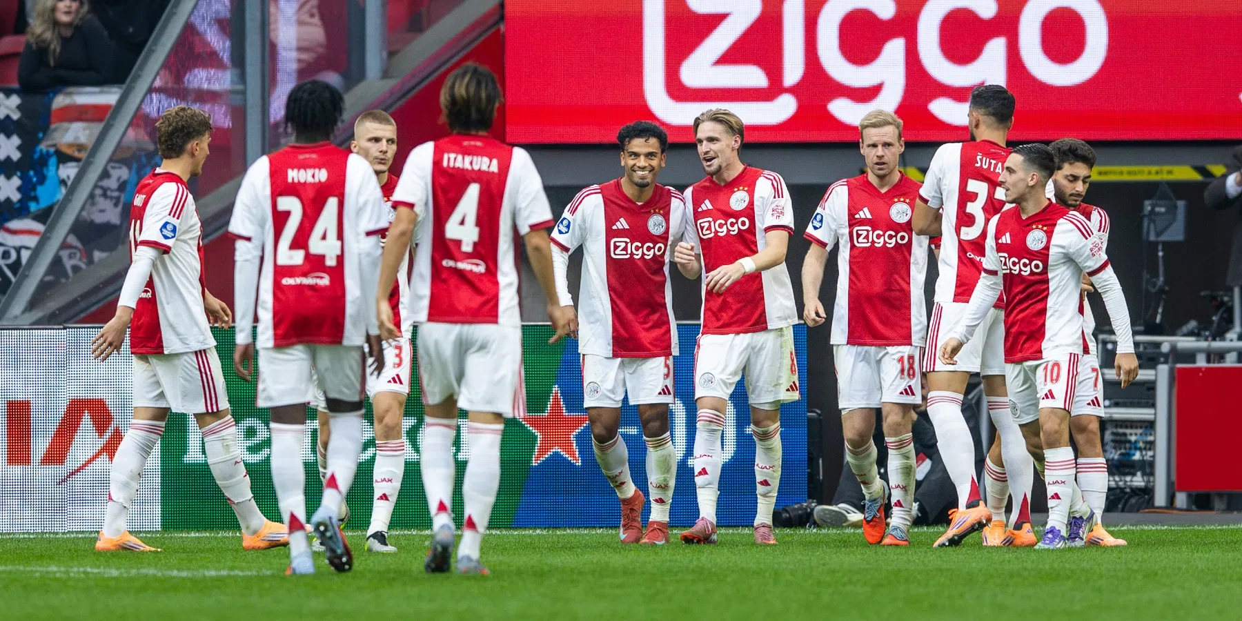 Ajax maakt nog kans op CL-tussenronde na winst op Villarreal | VoetbalNieuws