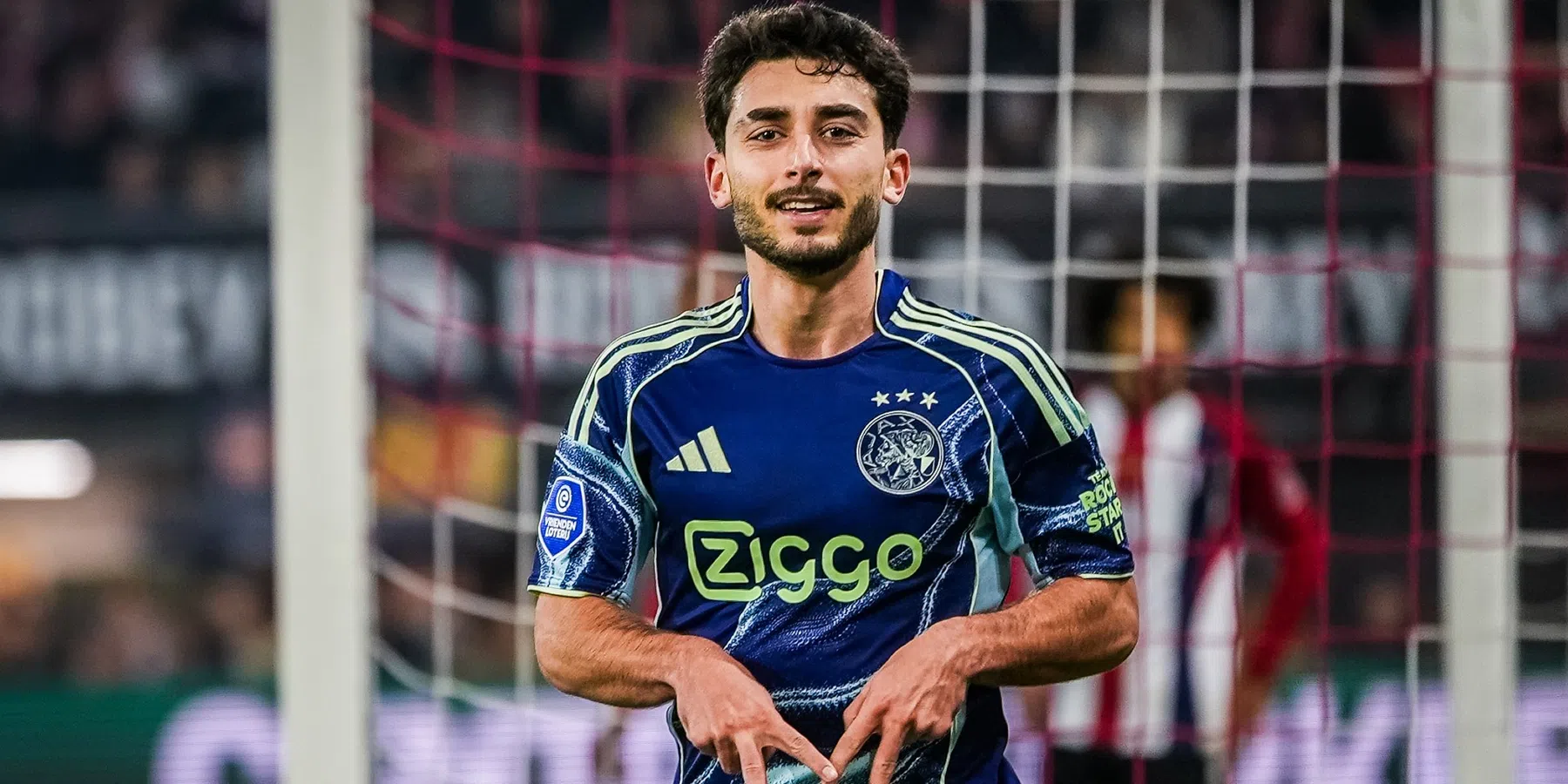 Ajax verkoopt Raúl Moro voor klein verlies aan Osasuna | VoetbalNieuws