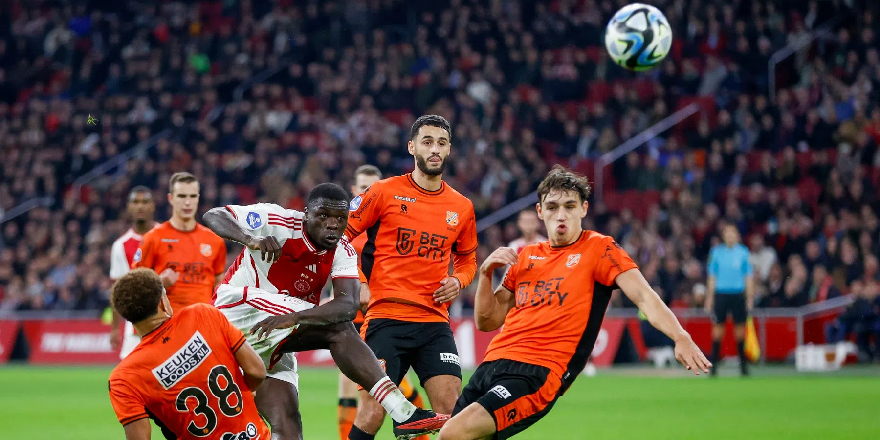 Volendam bezoekt de ArenA: zo vaak wist de ploeg een resultaat te boeken tegen Aja