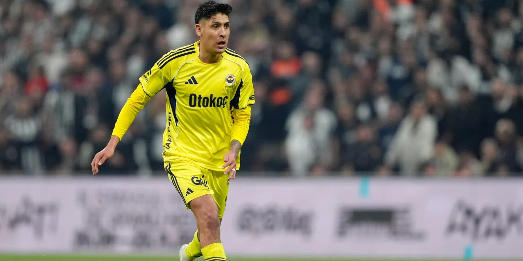 'Ajax vist voorlopig achter het net bij controleur, Resink blijft optie'