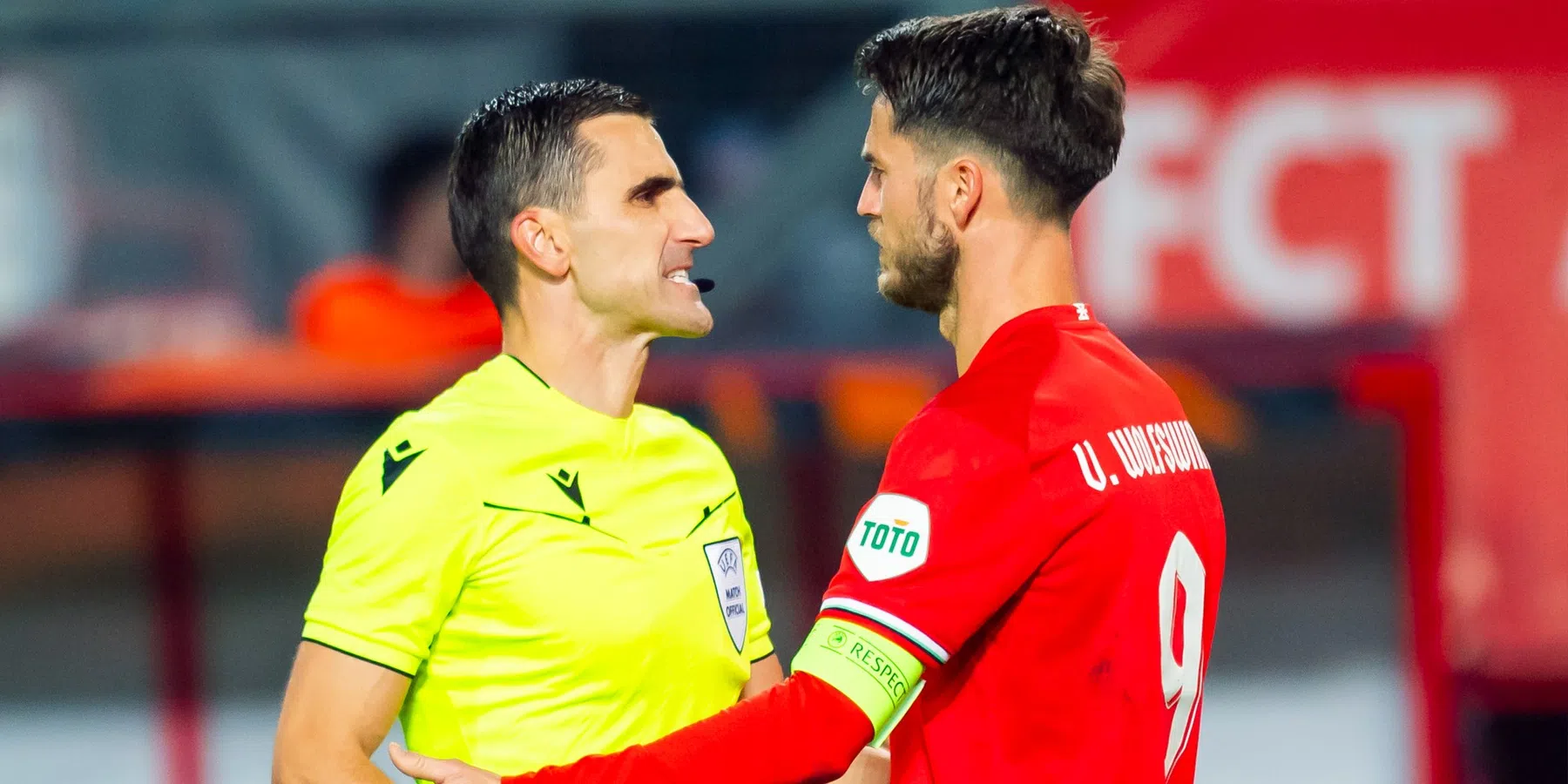 Deze scheidsrechter leidt het Europa League-duel tussen Real Betis en Feyenoord