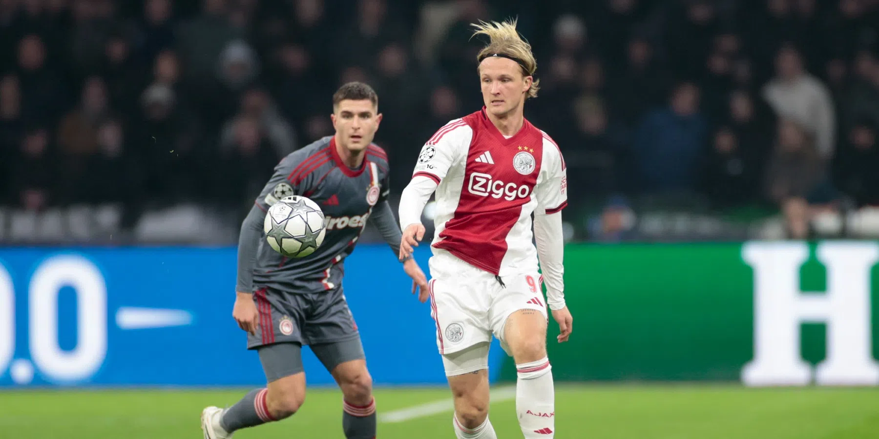 Ajax verliest van Olympiakos en is uitgeschakeld in Europa | VoetbalNieuws