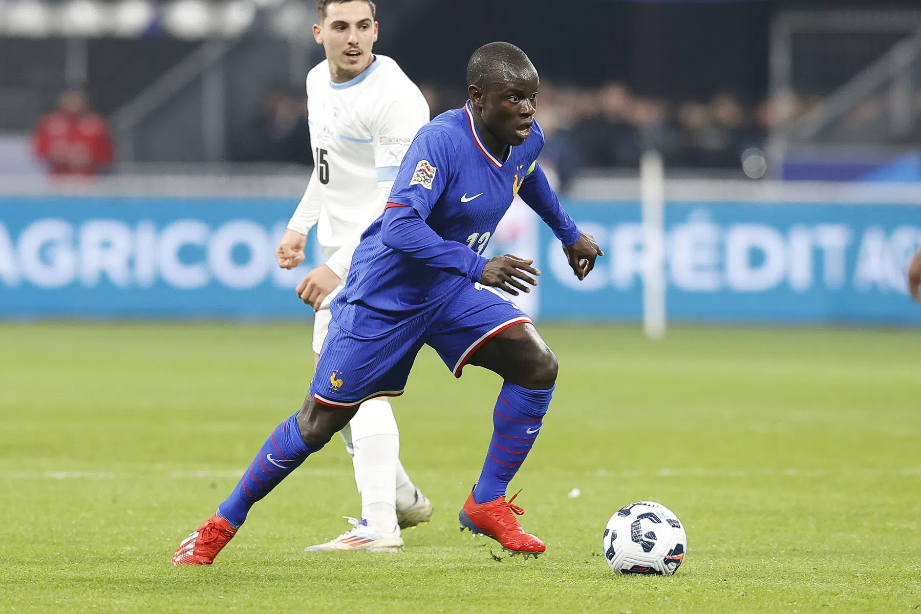 'Kanté verlaat Saudi-Arabië na succesvolle medische keuring, Ajax kijkt mee'