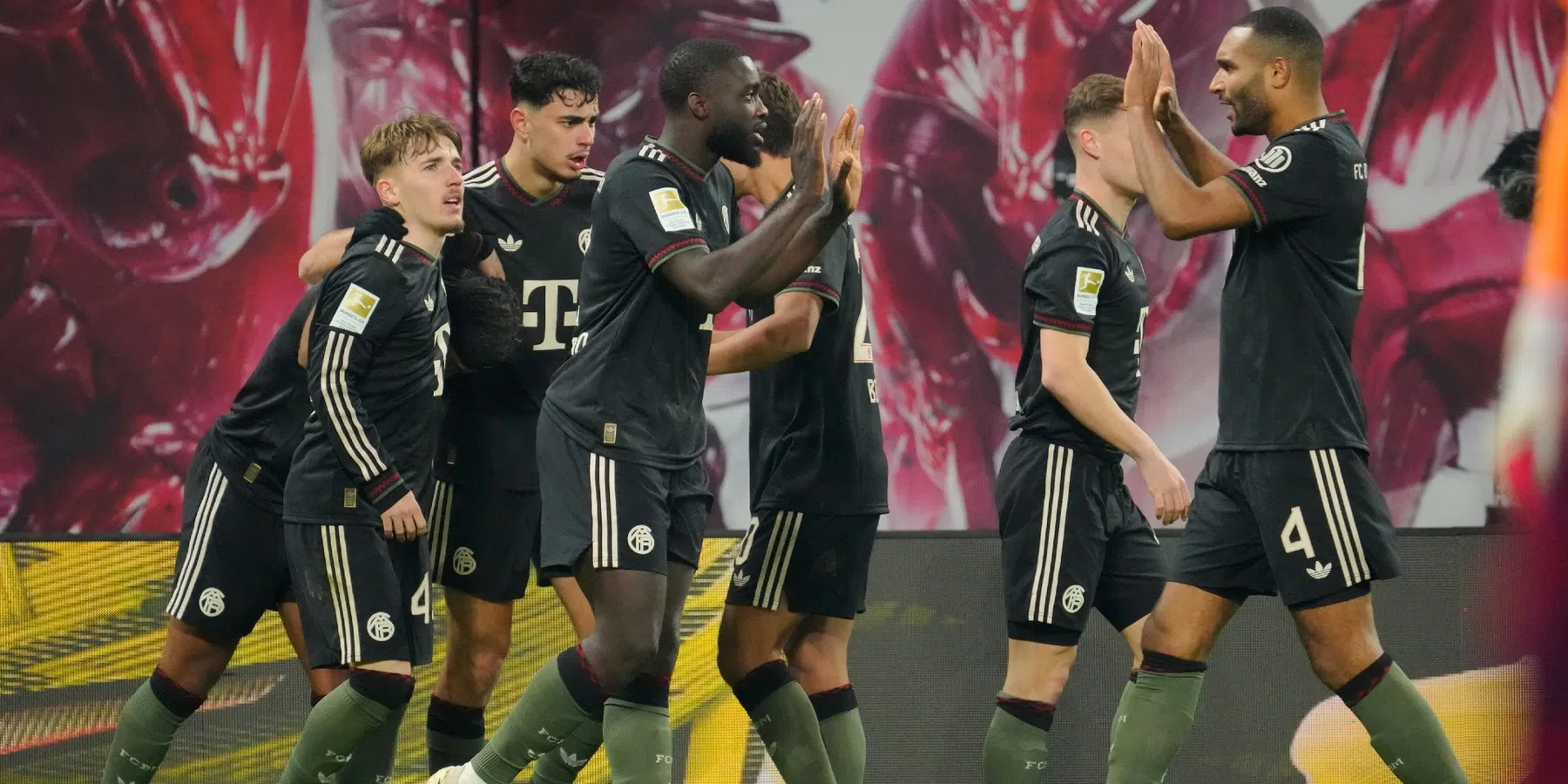 'Bayern München haalt opgelucht adem: sterkhouder voorkomt transfervrij vertrek'