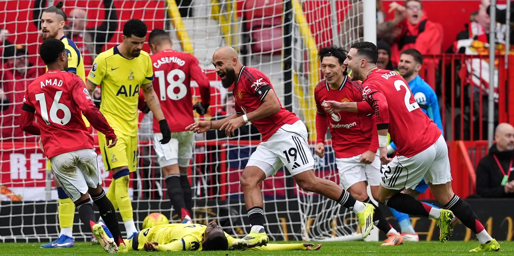 Carrick heeft het op de rit: Man United boekt tegen Tottenham vierde zege op rij