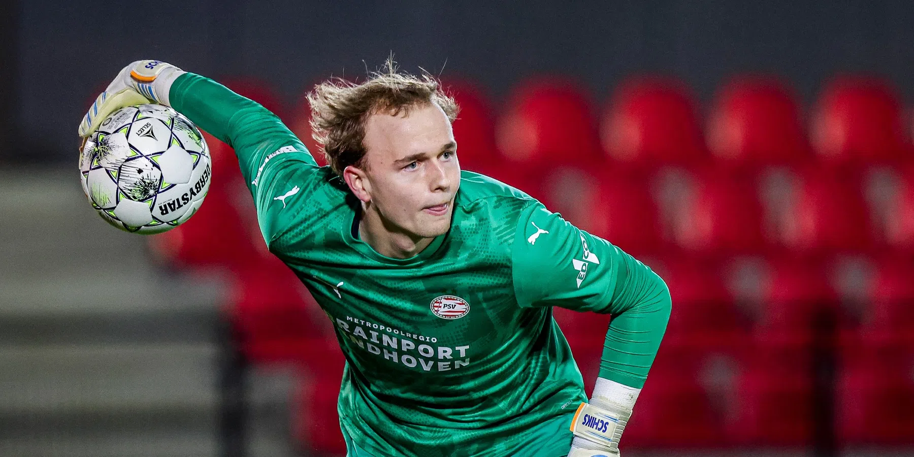 Dit is Niek Schiks, de PSV-doelman die debuteert bij PSV | VoetbalNieuws.nl